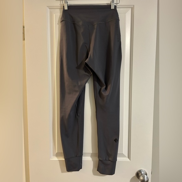 Rezillion Apparel Lyfe Legging Joggers in Grey Size Medium - Picture 2 of 4